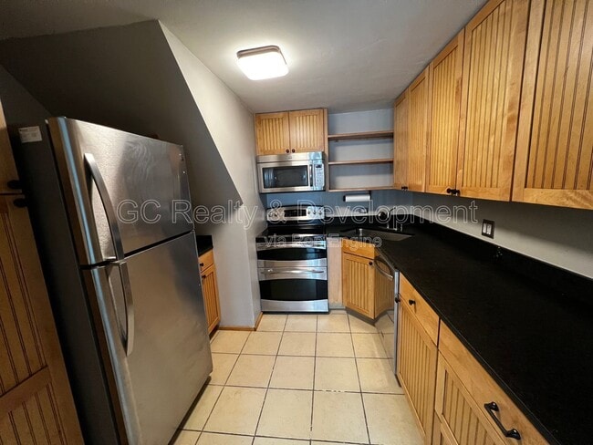 Photo - 1221 N Dearborn St