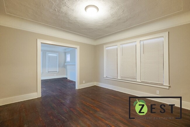 Photo - 3209-3211 Pasadena St Unidad 3209 Pasadena (Lower)