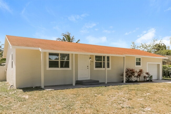 Photo - 1142 Monroe Blvd