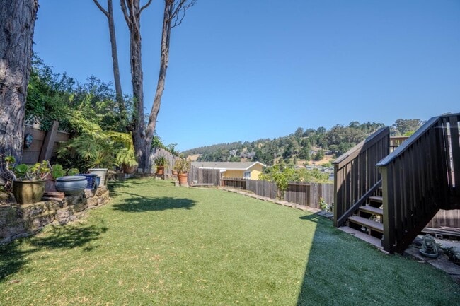 Photo - 1523 Valdez Way