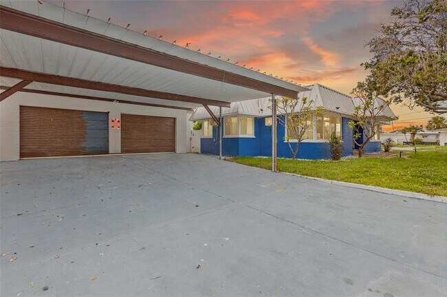 Photo - 14060 Miramar Ave