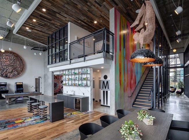 Clubroom with kitchen and bar