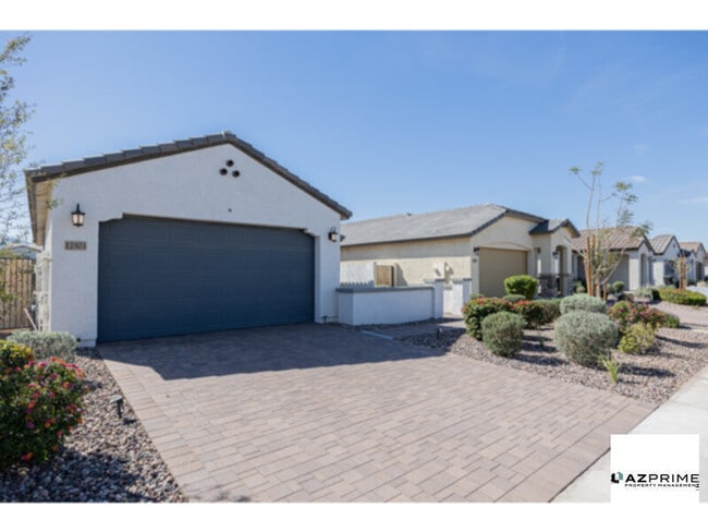 Photo - Modern 3/2 Avondale Home!