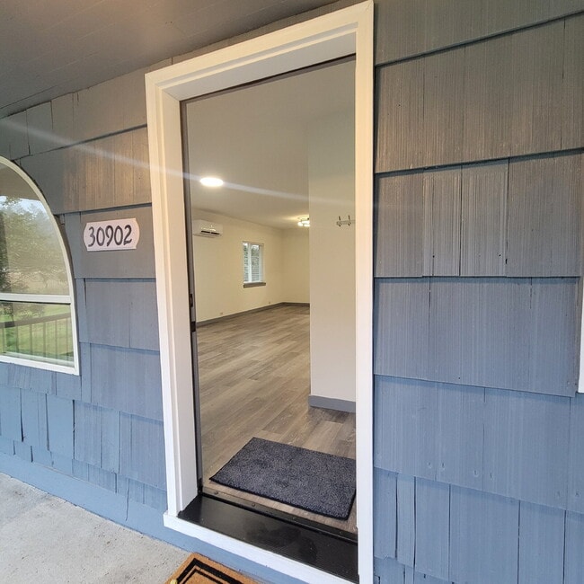 Photo - 30902 State Rte 20