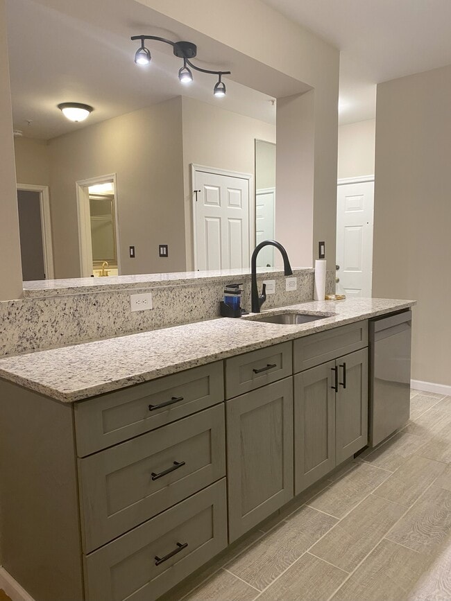 Photo - 46628 Drysdale Ter Unit Riverbend