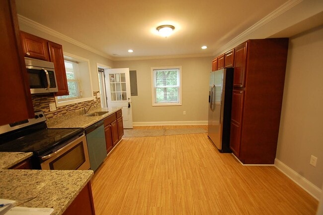 Photo - 1940 Nelson Mill Rd