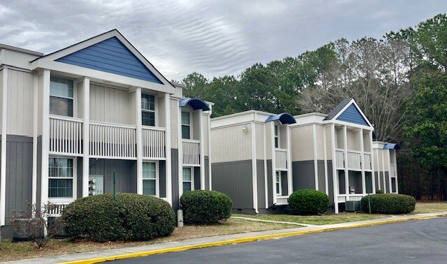 Building Photo - Patriot Place Apartments