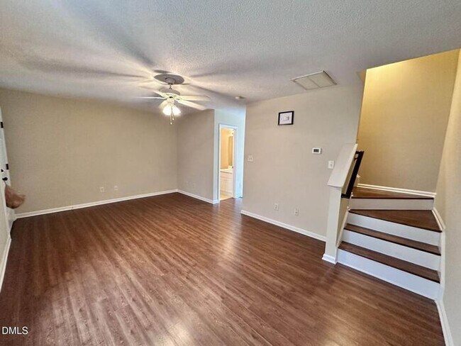 Photo - Lovely 3 bedroom 2.5 Bath Townhome