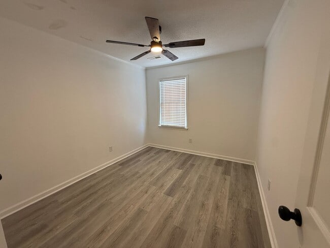 Photo - 3/3 Fully Renovated Town Home Available!