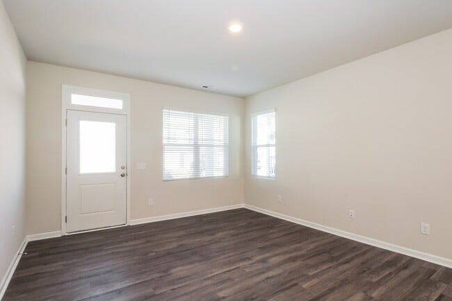 Photo - 1532 Corbett St