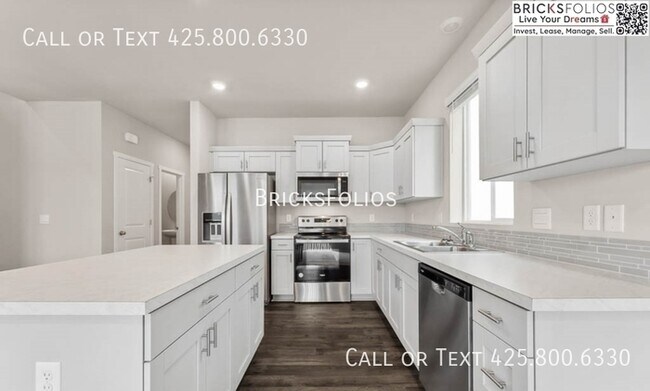 Photo - BRAND NEW HOME FOR RENT IN BREMERTON!