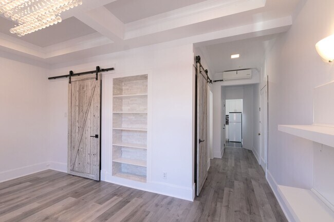 Photo - 2050 Av. Claremont Unité 1