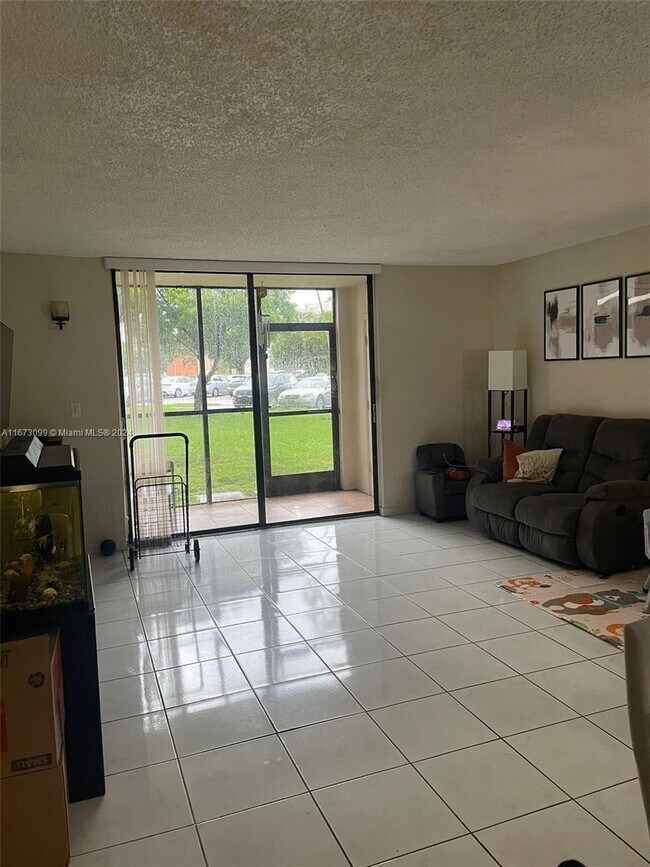 Photo - 8035 SW 107th Ave Unit 110