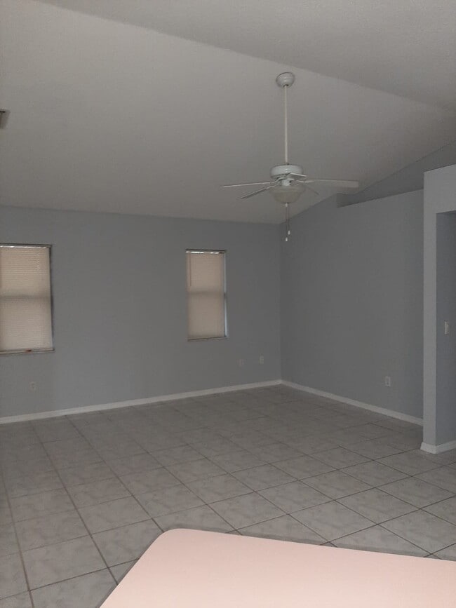 Photo - 1474 Dewitt St