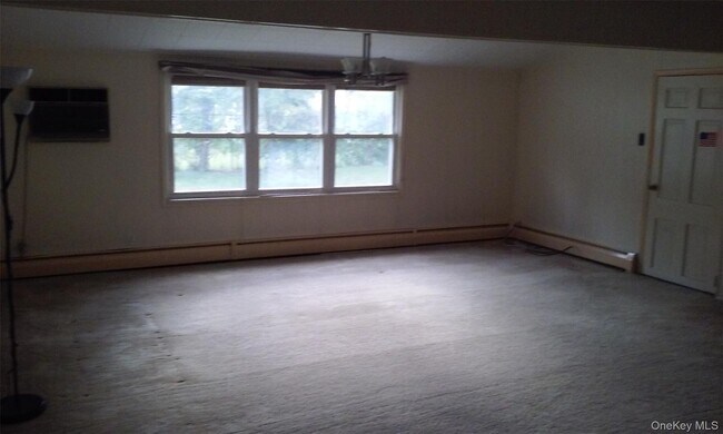 Photo - 48 Hark Ln