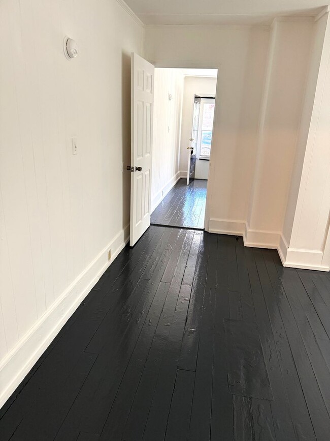 Photo - 1500 W 4th St Unit 1500-C