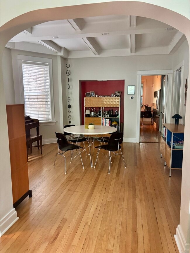 Dining Room - 4532 N Albany Ave Unit 1