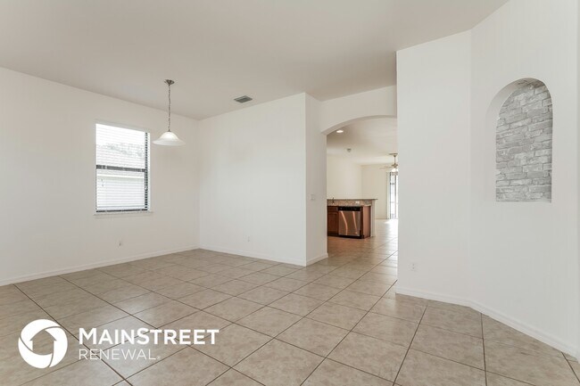 Photo - 945 SW 6th Pl