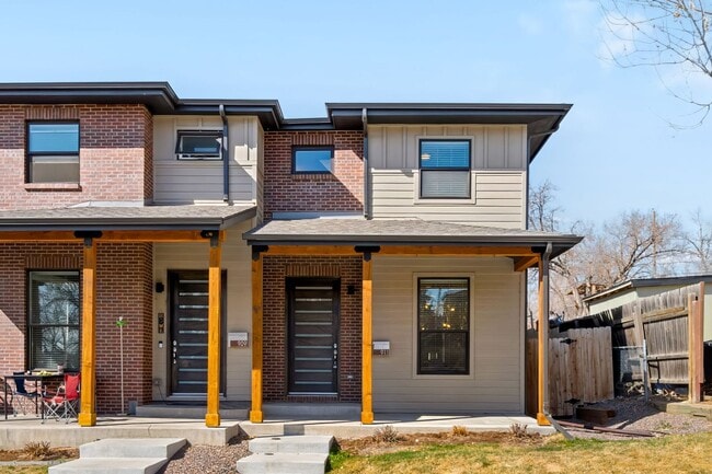 Building Photo - Spacious 5-Bedroom Duplex in Denver Near Sloan’s Lake