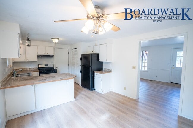 Updated 4 Bedroom Home in Beautiful Eden! - Updated 4 Bedroom Home in Beautiful Eden!