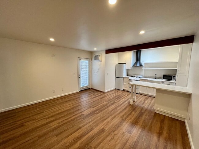 Building Photo - 3973-3975 Utah St Unit Utah 3973 - B
