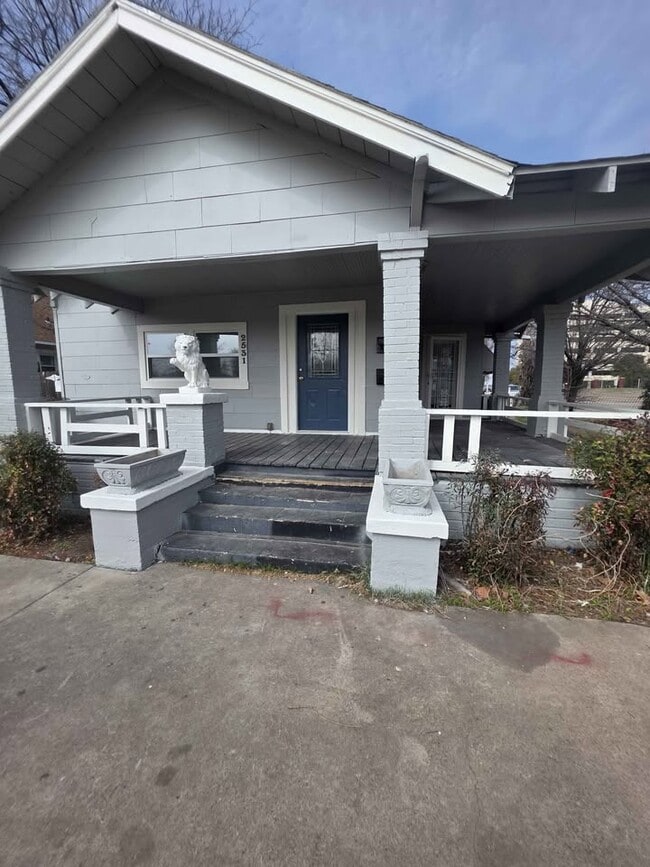 Photo - 2531 Carter Ave