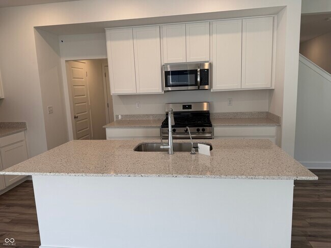 Photo - 15203 Farrington Rd