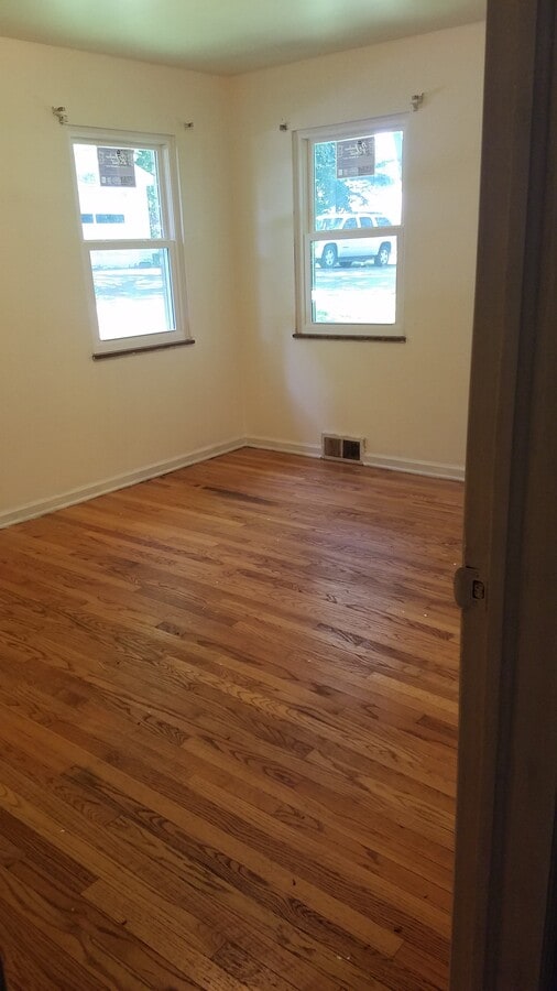 Photo - 608 Wallace Ave