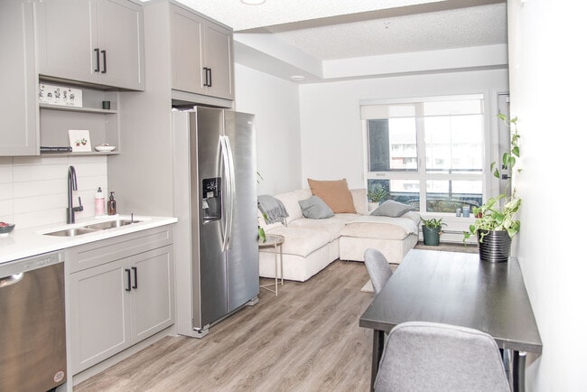 Photo - 350 Livingston Cmn NE Unit 3303