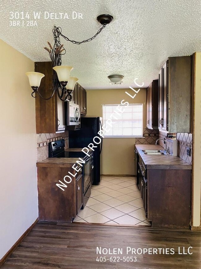 Photo - 3014 W Delta Dr