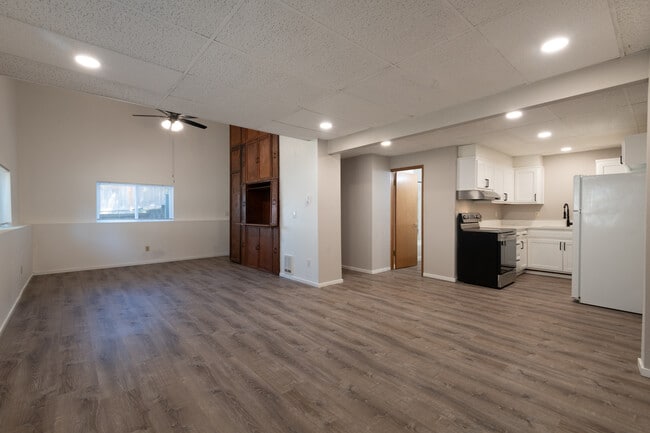 Building Photo - 4501 241st Ct SW Unit B