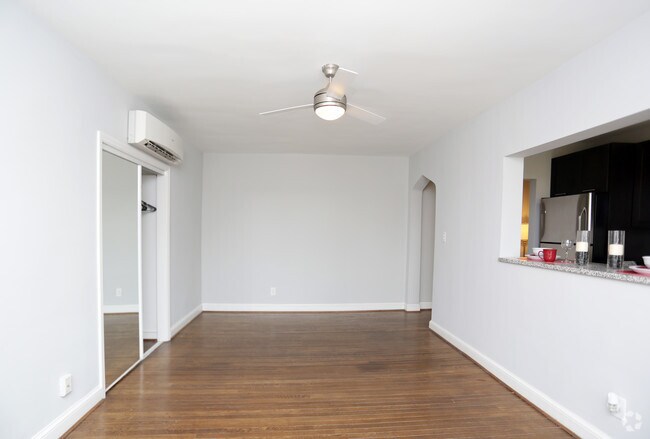 400 ft² 0 habitaciones - Sala de estar
