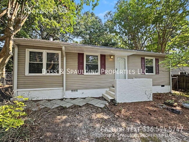 Photo - 2812 Rockwood Rd