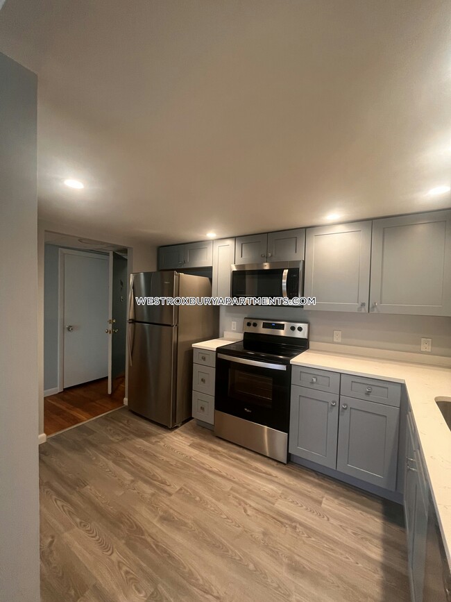 528 VFW Parkway - 528 VFW Parkway Apartment Unit 101