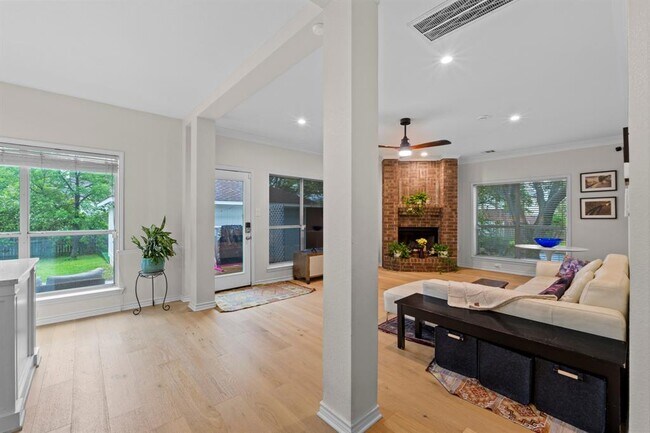 Photo - 6300 Needham Ln