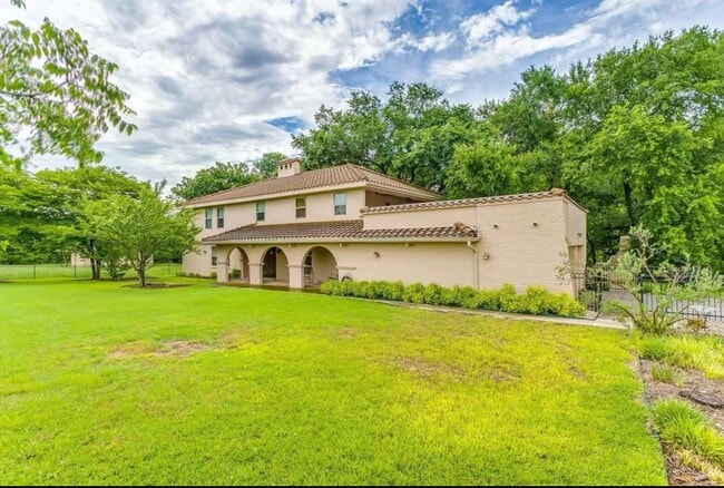 Building Photo - 7220 Shiloh Rd