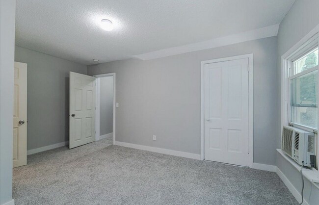 Photo - Beautiful 3-Bed 1-Bath Available Now in Ha...