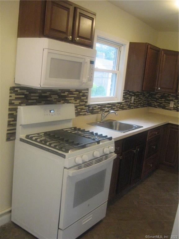 Photo - 44 Colony St