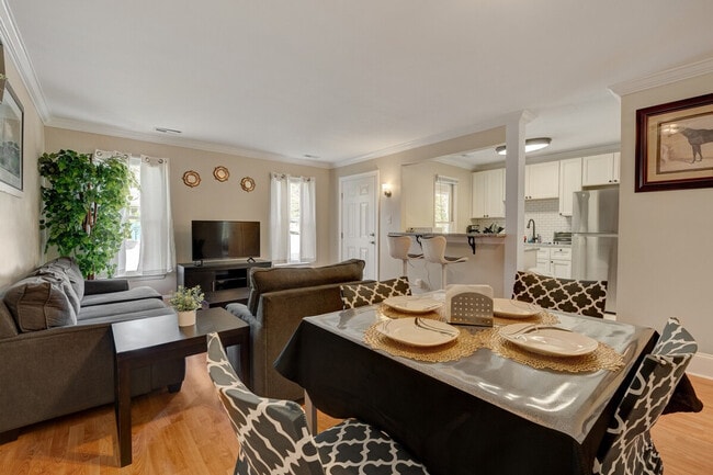 Photo - 2225 Summit St Unidad ID1388438P