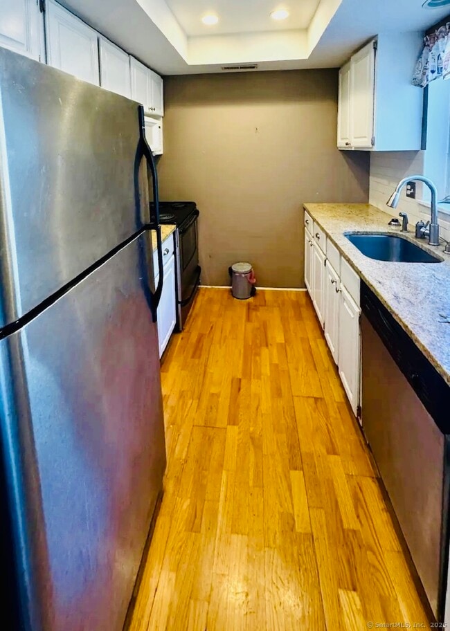 Photo - 107 Glen Dr Unidad 107