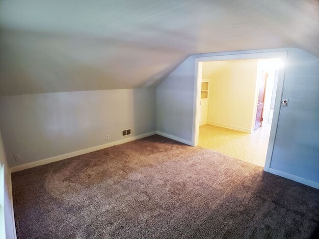 Photo - Cute Downtown Apartment Unit UPPER #3