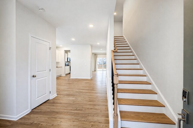 Photo - Spacious 5 Bedroom Dawsonville Home with Rare Basement Just Minutes from GA 400 and the Outlets