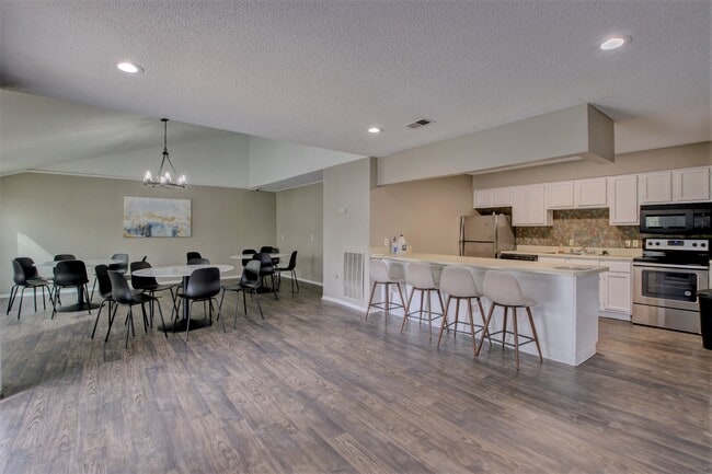 Westbridge Apartments