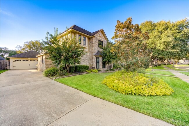 Photo - 22526 Cove Hollow Dr