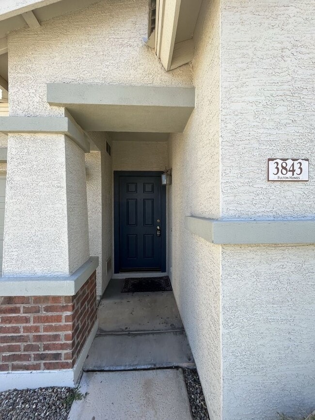 Photo - 4 Bedroom Home in Lantana Village Near E Ocotillo Rd. and S McQueen Rd!