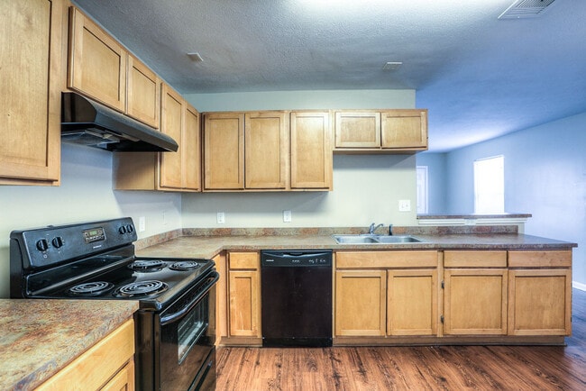 Photo - Beautiful Pine Landing Townhomes