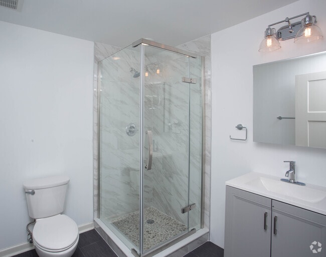 2BR, 2BA First Bedroom Bath