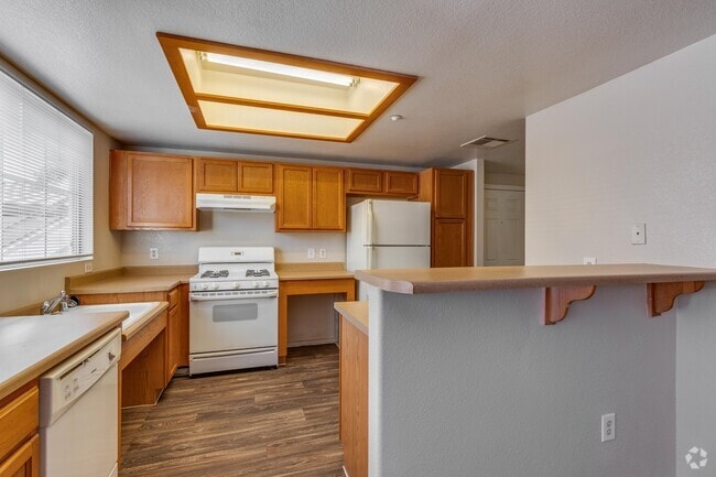 2 BR, 2 BA (Floor Plan B) - 1,249 SF - Aspen Peak