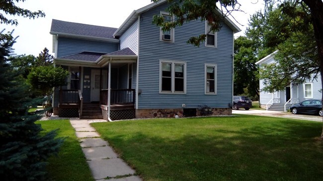 Planta baja de 3 dormitorios - 31 Mill St Unidad Lower