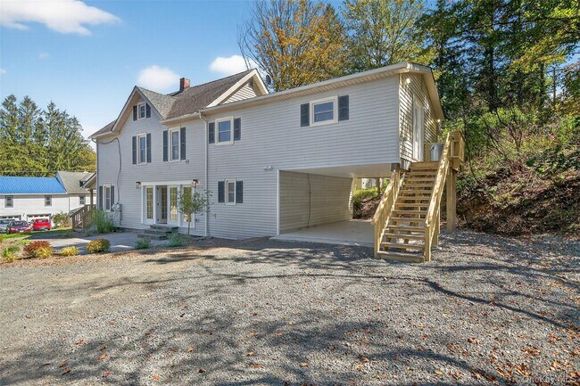 Photo - 50 Dubois St Unit Apt 2